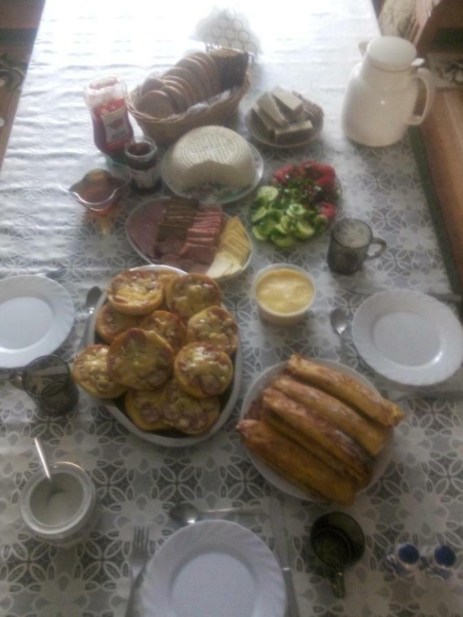 U Basi Sniadanie Wliczone W Cenie Farm stay